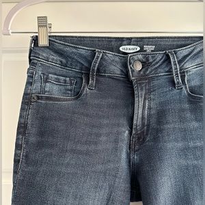 Old Navy Rockstar Super Skinny Ankle Jeans with Frayed Hem